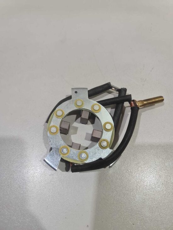 Контактные щетки EVO